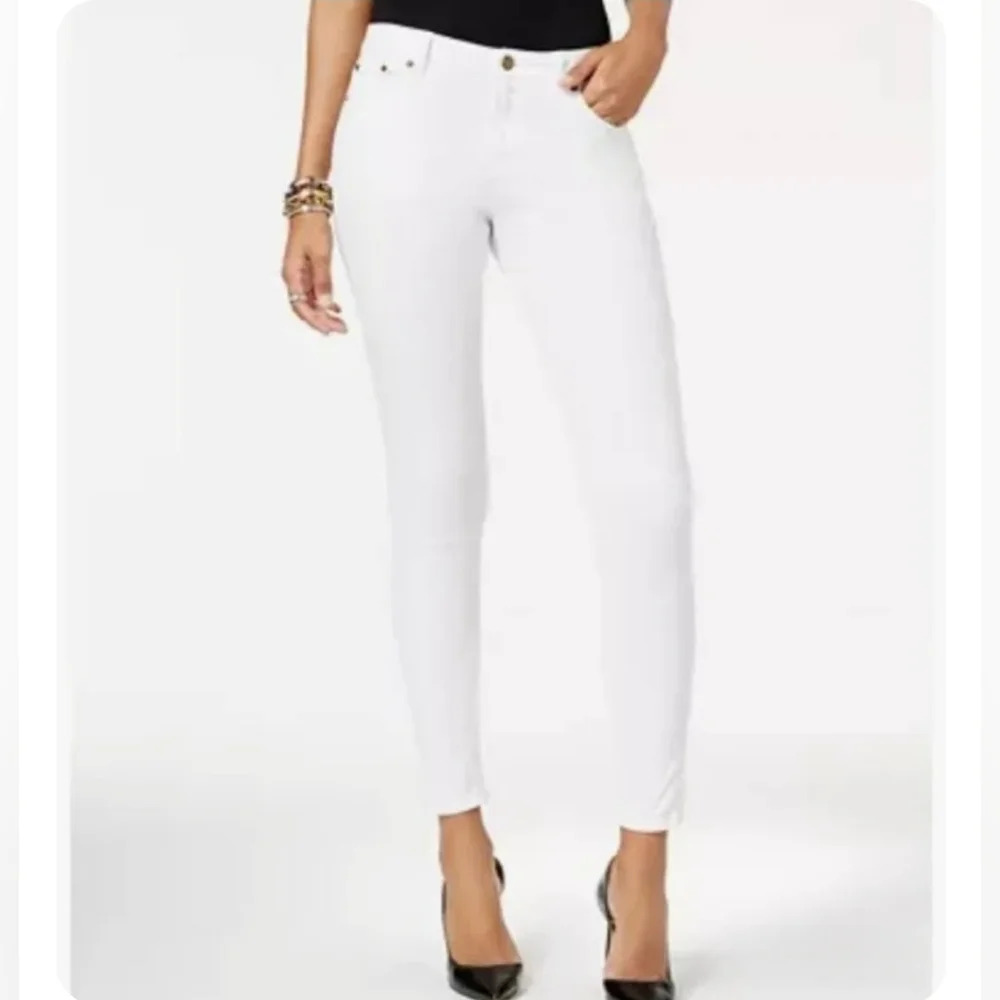 Michael kors size 8 white jeans